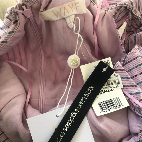 New Wayf Gayle pink Striped print Off the Shoulder Ruffle Shift dress - Picture 4 of 8